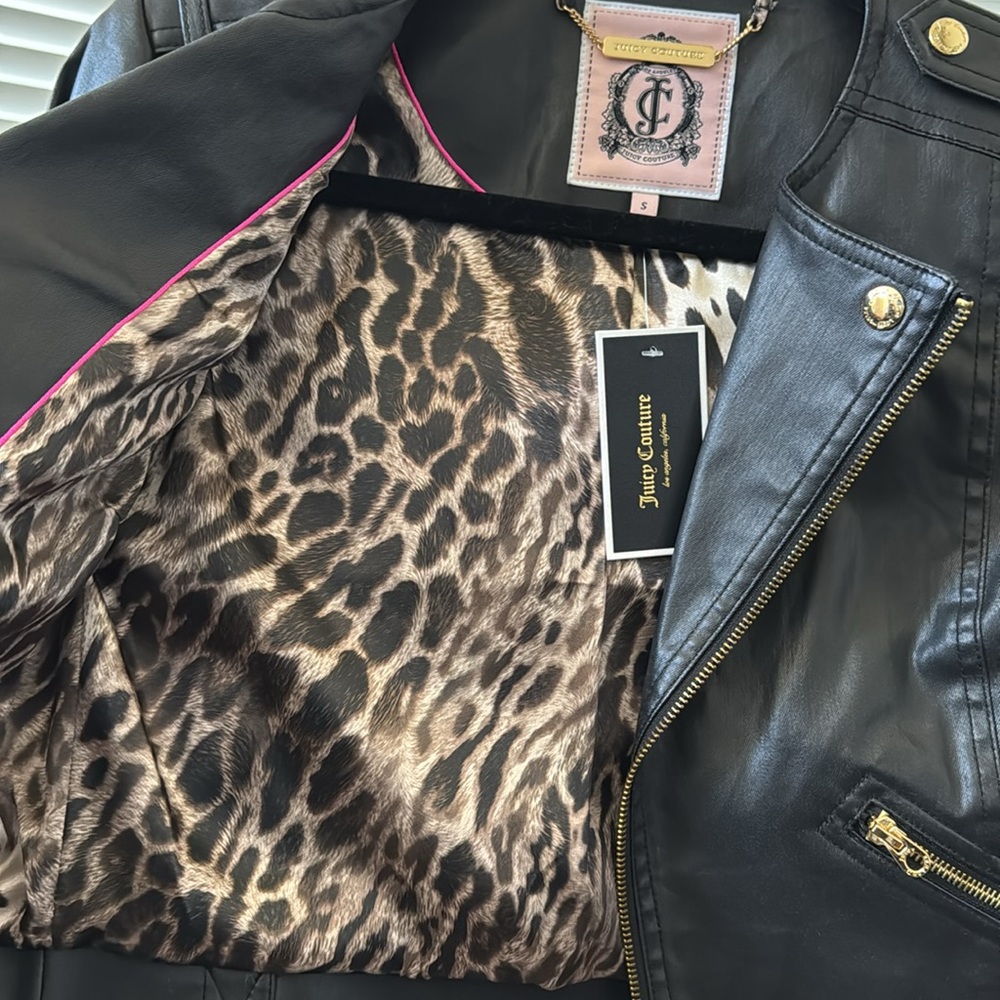 NWT! JUICY COUTURE Black Faux Leather Moto Jacket Size S Leopard Print Lining - Picture 5 of 7